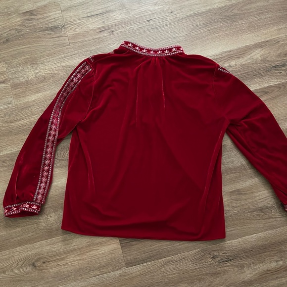 BBWM Woman Velvet Long Sleeve Blouse. - Picture 3 of 15